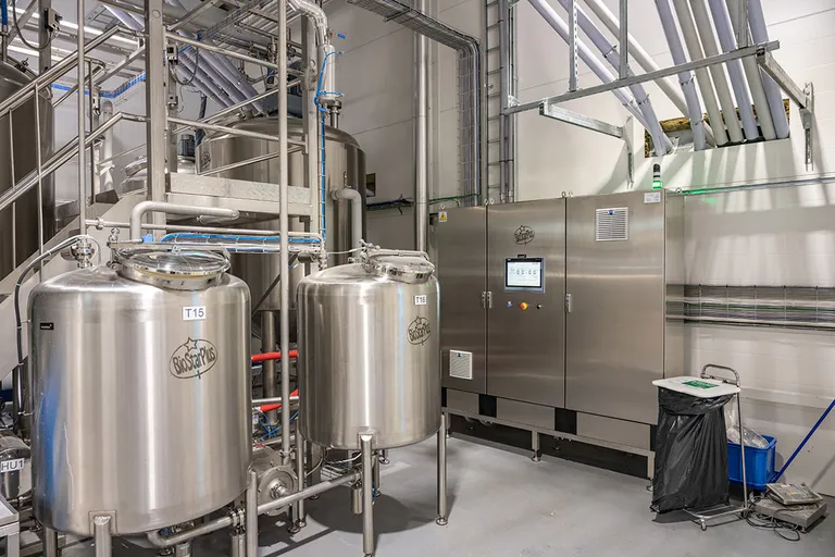 Surdeigstank industri